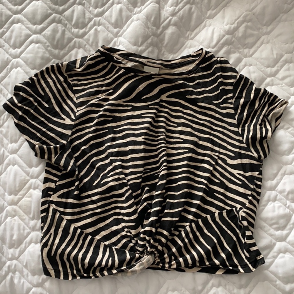 H&M zebra print crop top